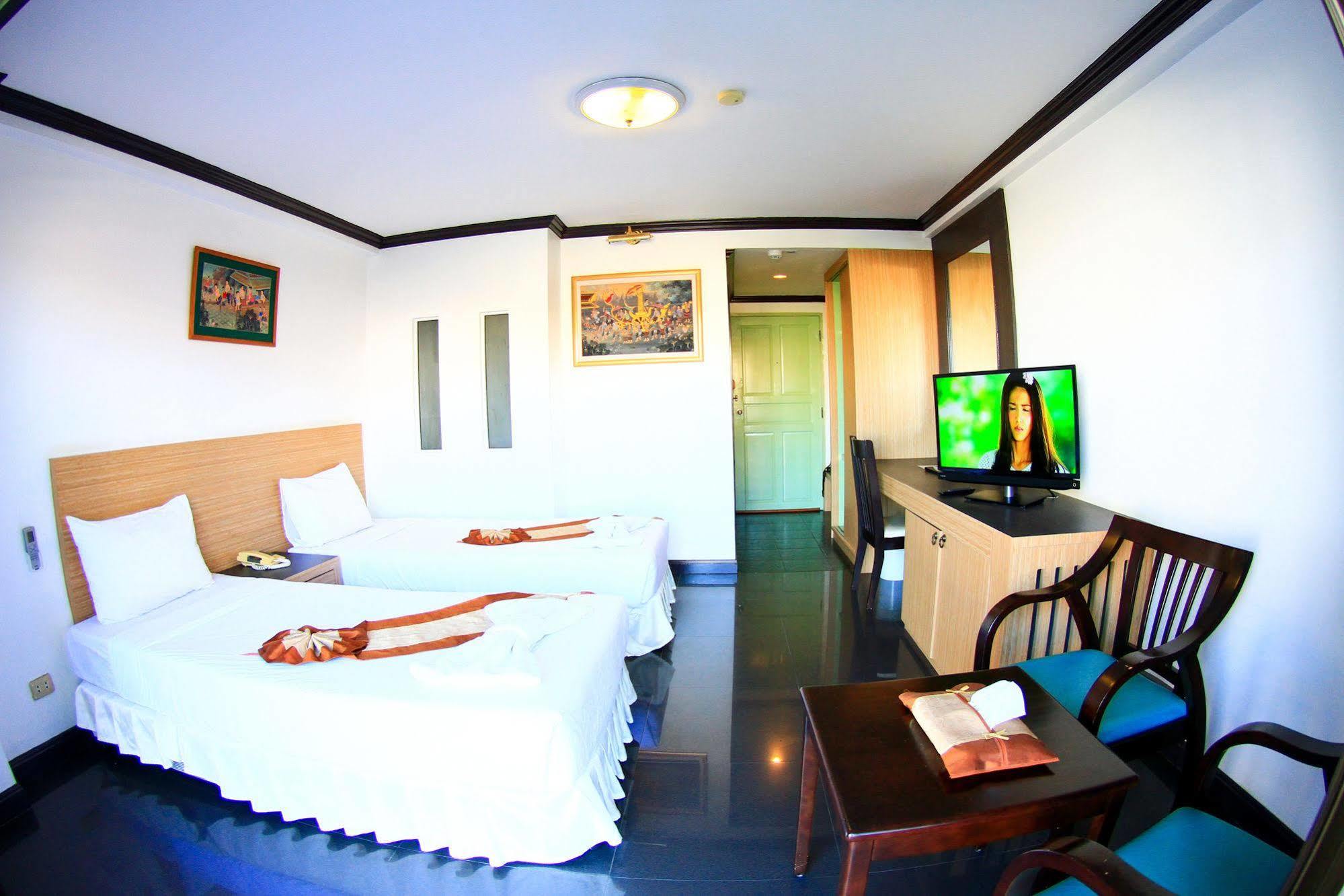 Tanawit Hotel & Spa Хуа Хин Экстерьер фото