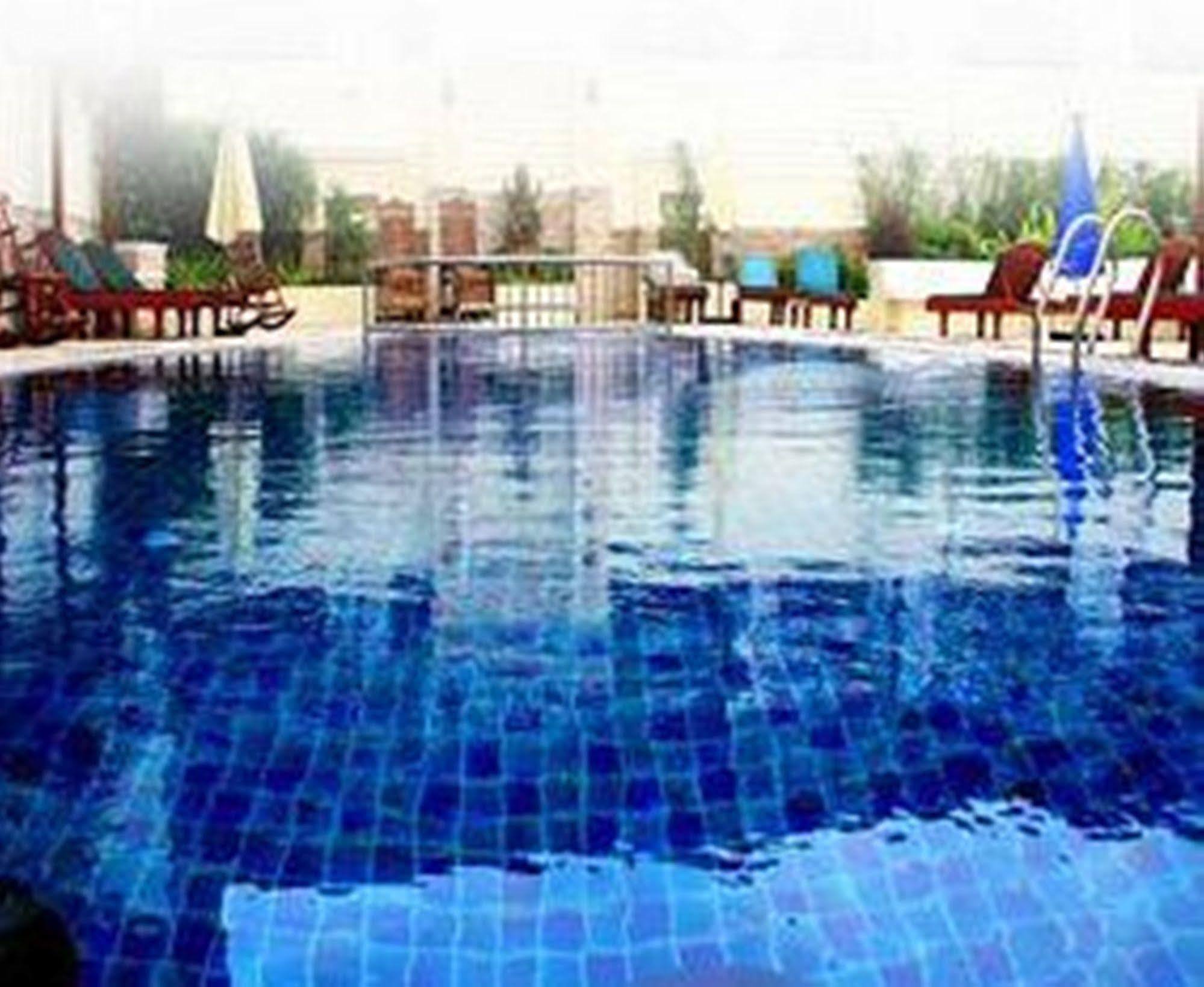 Tanawit Hotel & Spa Хуа Хин Экстерьер фото