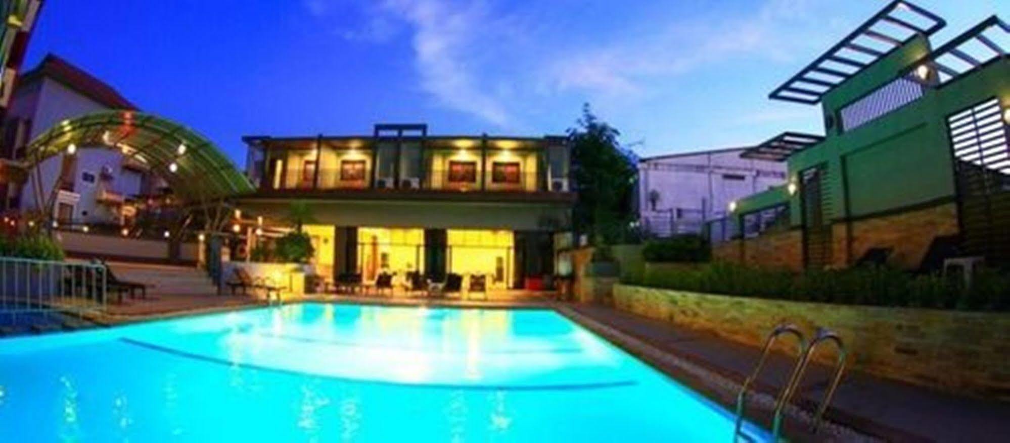 Tanawit Hotel & Spa Хуа Хин Экстерьер фото
